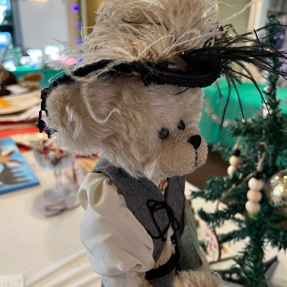 Vintage 1996 Handmade Mohair Bear by Ruthie O’Neil - Picture 5 of 10